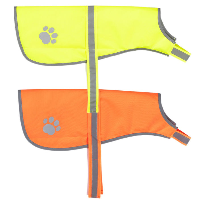 Le gilet réfléchissant en jaune fluo et en orange fluo, posés côte à côte